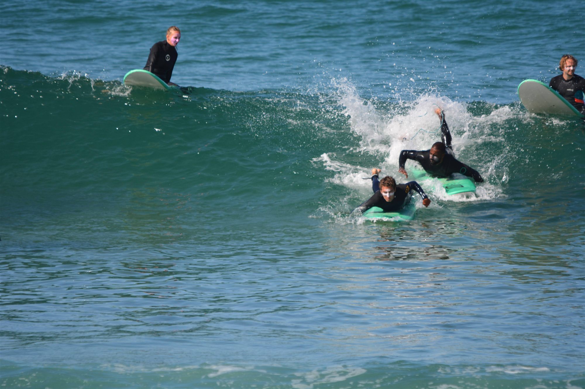 Free surf session in the afternoon